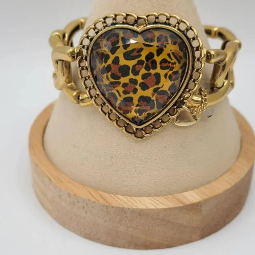 Betsey Johnson Gold Tone Link Stretchy Bracelet with Leopard Hearrt